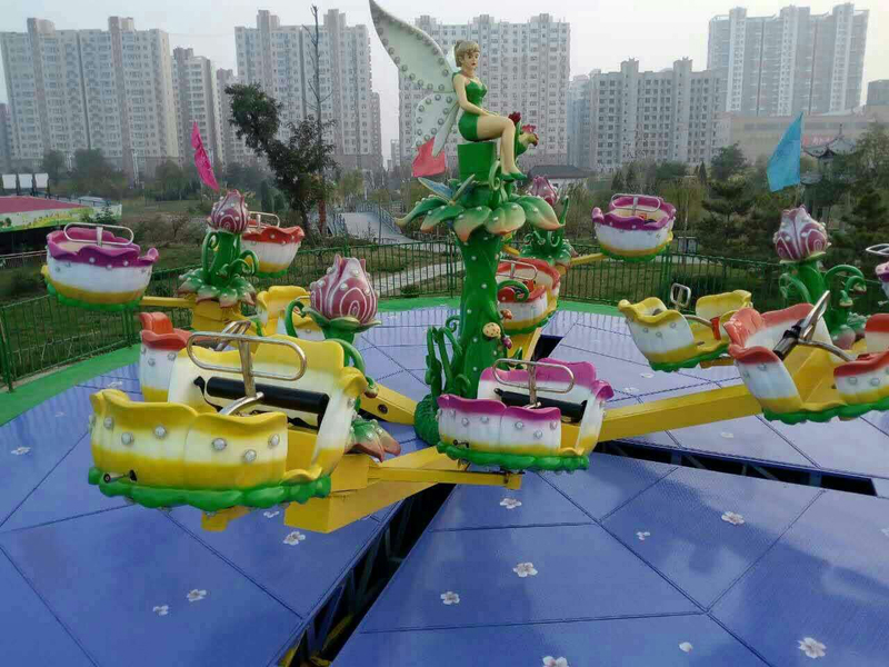 桃花飞舞.jpg